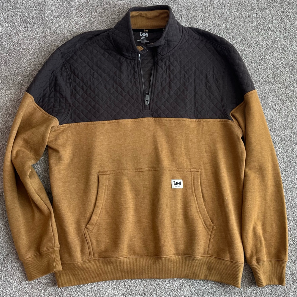 Lee Men's Tan and Brown Pullover